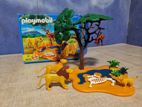 Playmobil 4830 Löwenfamilie mit Affenbaum vollständig