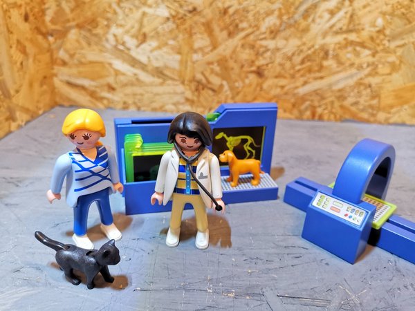 Playmobil Tierärztin mit Röntgenapparat