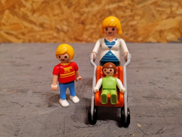Playmobil Schwangere Mama mit Kinderwagen und Kindern