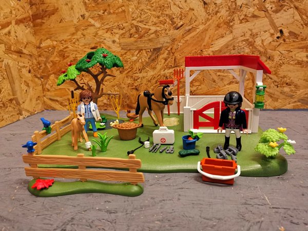 Playmobil Country Super-Set 70517 Koppel mit Pferdebox, Pferd und Tierarzt vollständig
