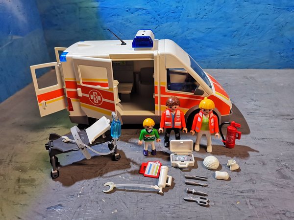 Playmobil 6685 Krankenwagen  mit Licht und Sound vollständig