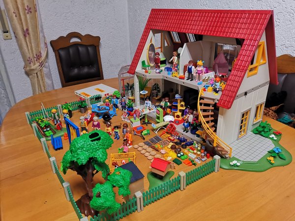 Playmobil Wohnhaus 4279 mit Wintergarten 4281 vollständig komplett eingerichtet