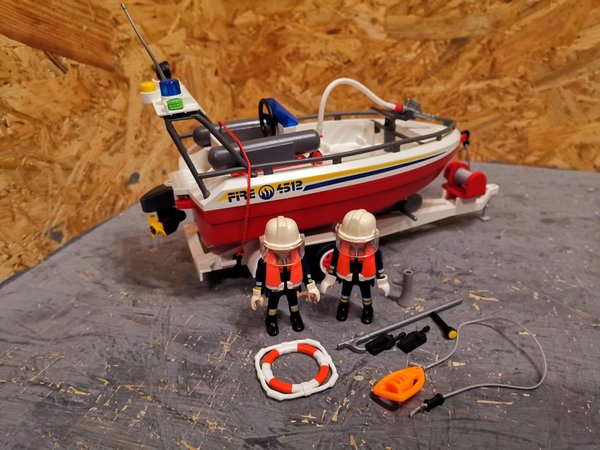 Playmobil Feuerwehr-Boot mit Anhänger 4823 vollständig